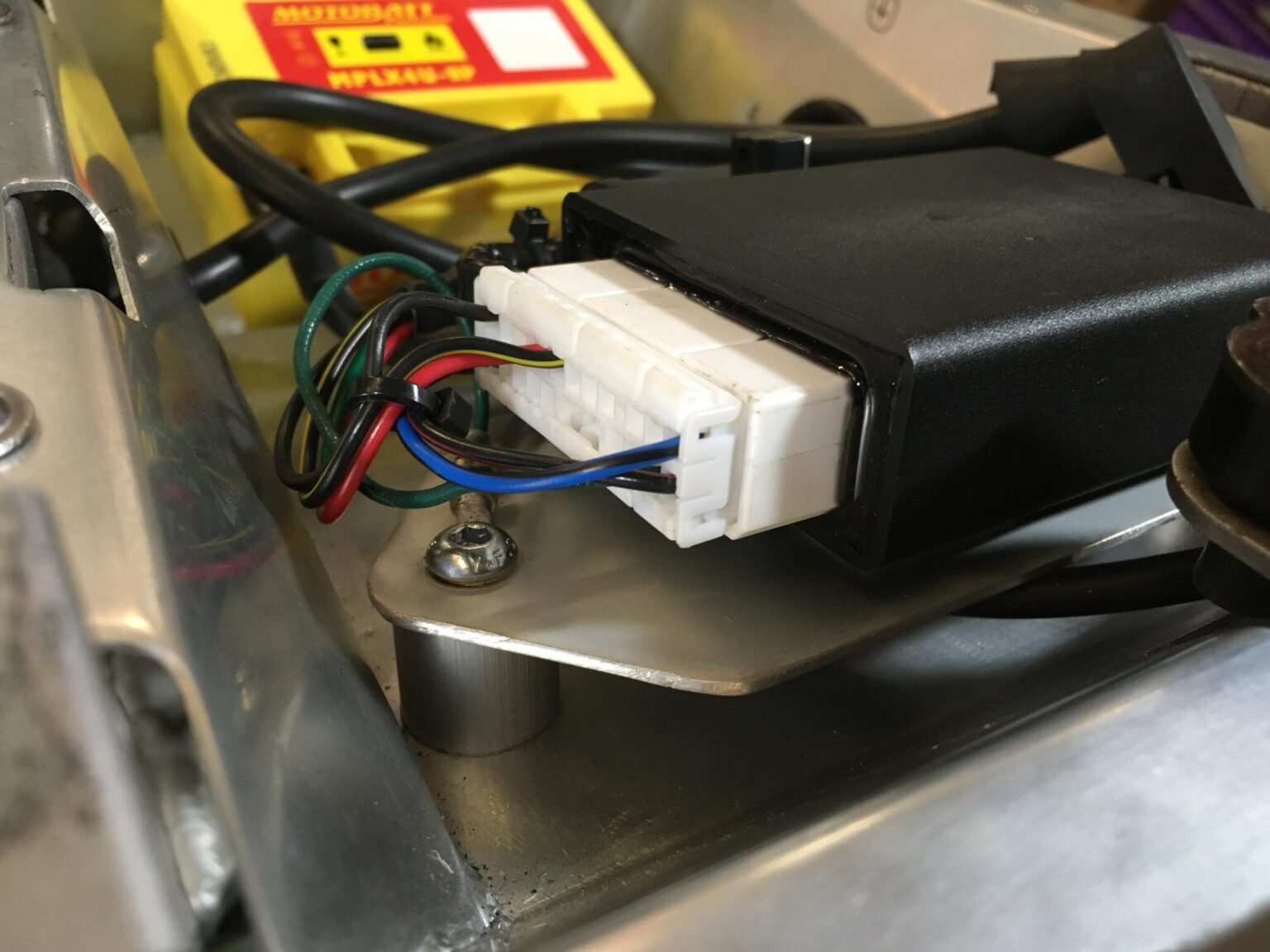 Fit Ignitech Ignition to Kawasaki ZX7R